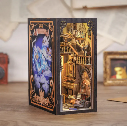 Nook Aura™ Book Nooks